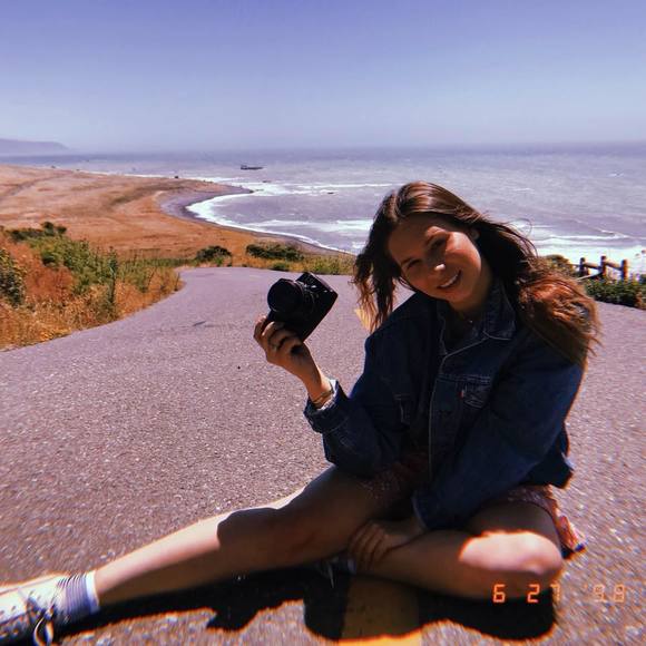 Meet your Posher, Maria - Picture 1 of 1